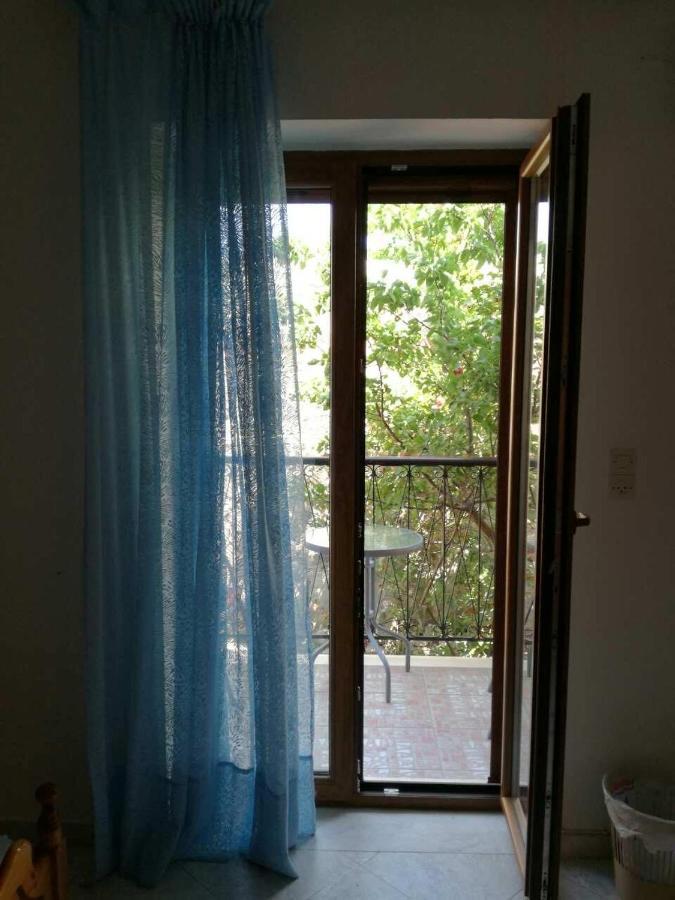 Μαχη Ενοικιαζόμενα Δωμάτια ミシナ エクステリア 写真
